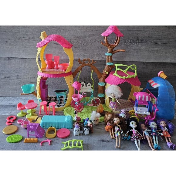 Large Enchantimals Tree House Lot 8 Dolls 7 Animals Furniture Mattel Retired